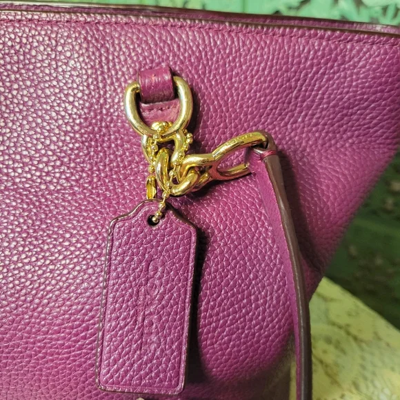 Coach | Purple Pebbled Small Sohia Tote - Picture 4 of 16